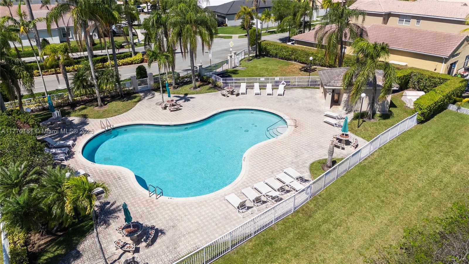 SILVER LAKES PHASE III RE - Residential