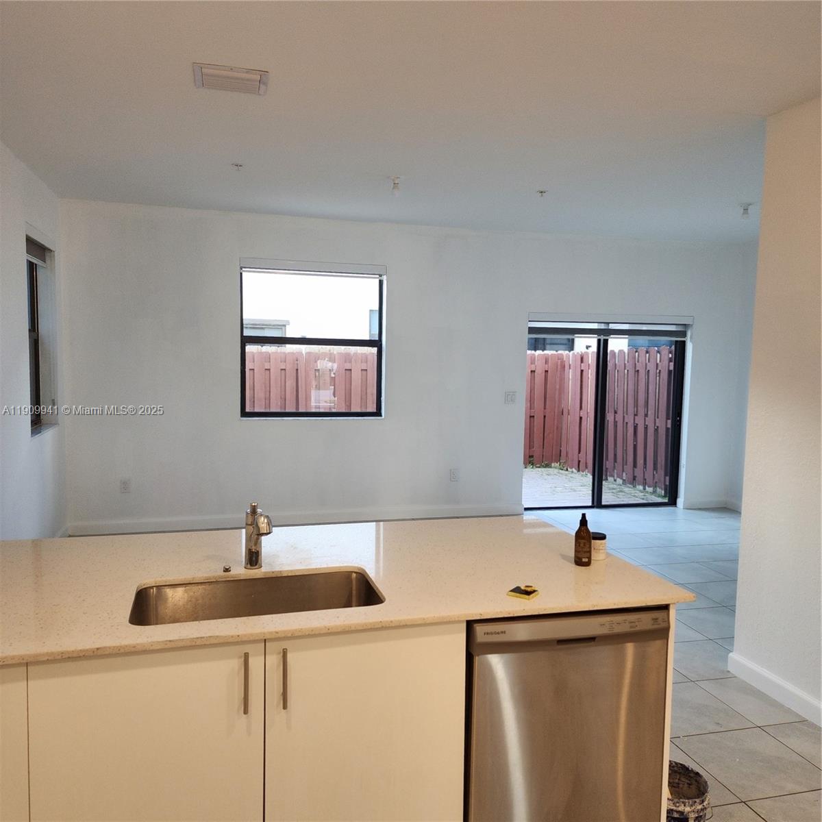 UNITED STATES - Residential Lease