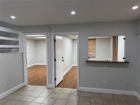13275 SW 124th St Miami FL 33186