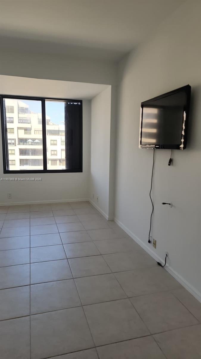 KEY COLONY TIDEMARK - Residential Lease