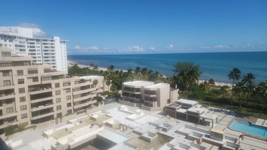 This apartment features a stunning ocean view and has just been completely renovated. It offers an open kitchen with brand-new stainless-steel appliances, new cabinets, and new countertops. The bathrooms have been fully updated, and the unit has been freshly painted throughout. Includes a washer and dryer inside the unit. 1 bedroom and 1.5 bathrooms. Unfurnished and ready for immediate move-in.