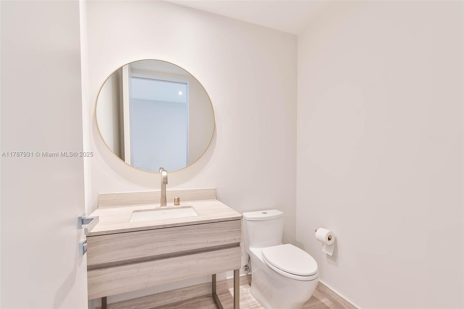 18975 COLLINS CONDO - Residential