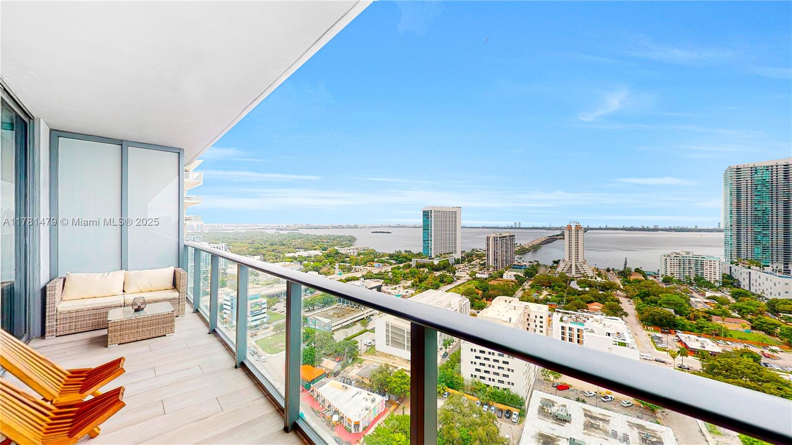 Property for Sale at 121 Ne 34th St 2607, Miami, Broward County, Florida - Bedrooms: 2 
Bathrooms: 2  - $899,000