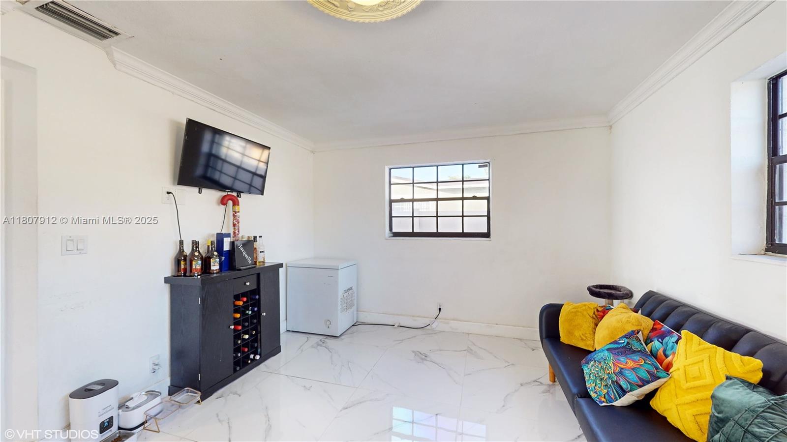 ORIOLE ESTATES SEC 3 - Residential