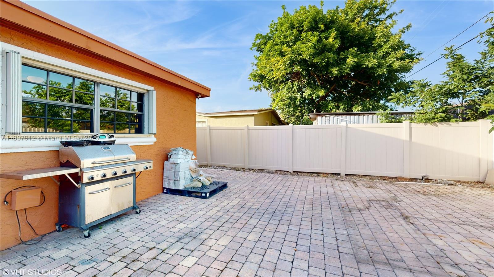 ORIOLE ESTATES SEC 3 - Residential