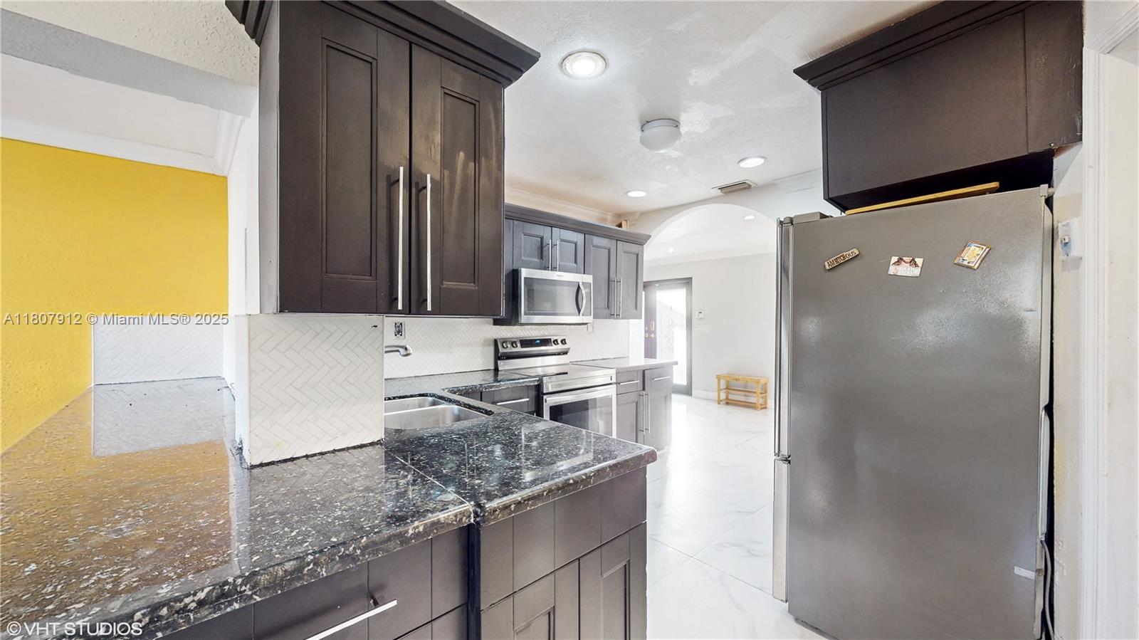 ORIOLE ESTATES SEC 3 - Residential