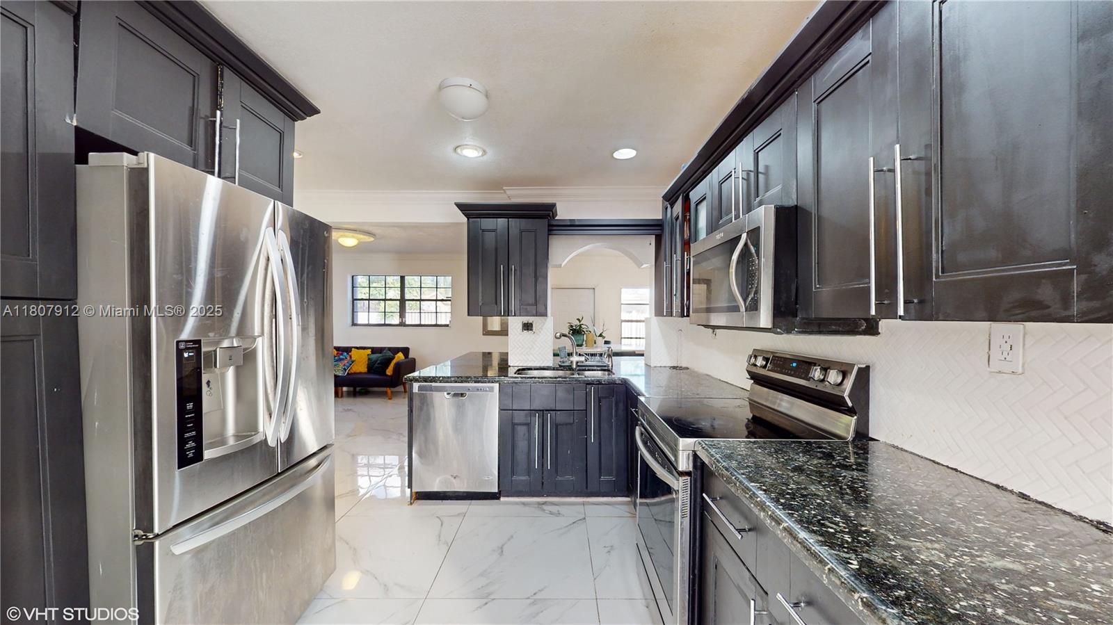 ORIOLE ESTATES SEC 3 - Residential