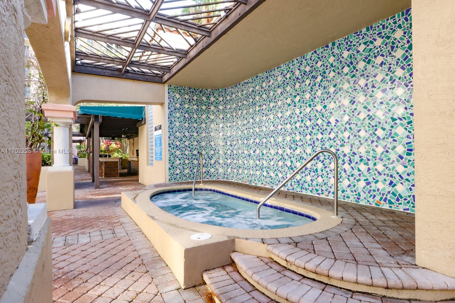 LAS OLAS BY THE RIVER CON - Residential