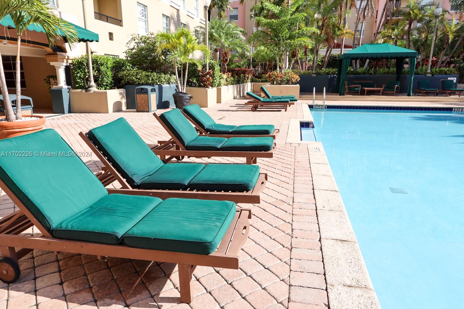 LAS OLAS BY THE RIVER CON - Residential