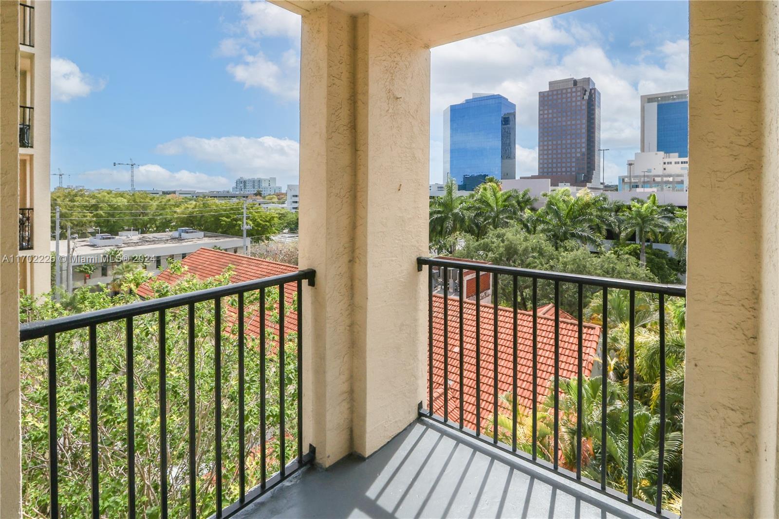 LAS OLAS BY THE RIVER CON - Residential