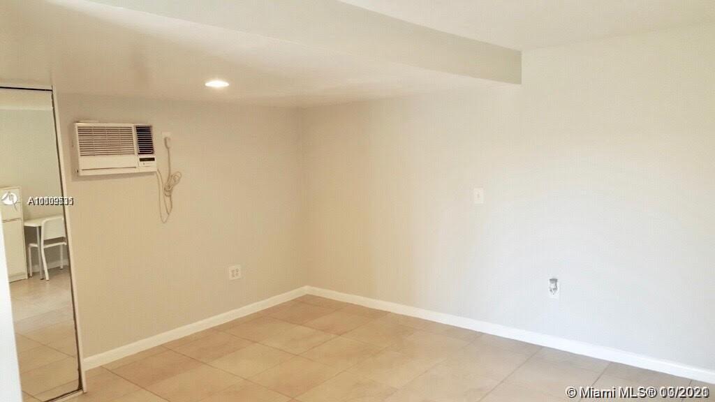 BOULEVARD HEIGHTS SEC 8 - Residential Lease