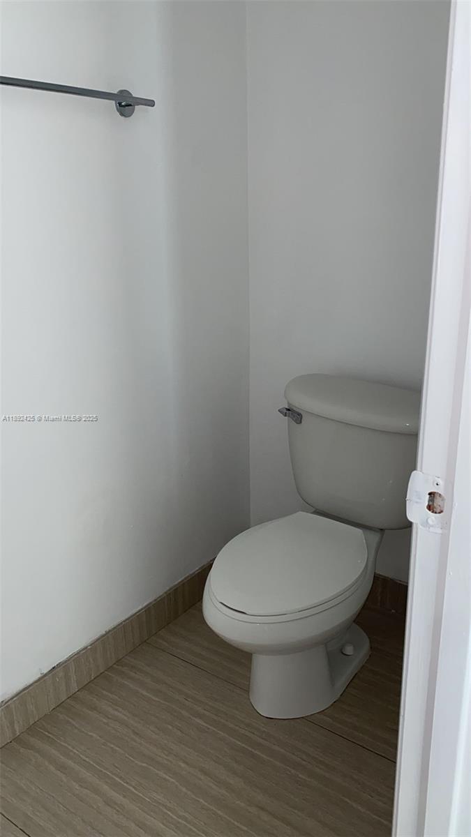 IVY CONDO - Residential Lease