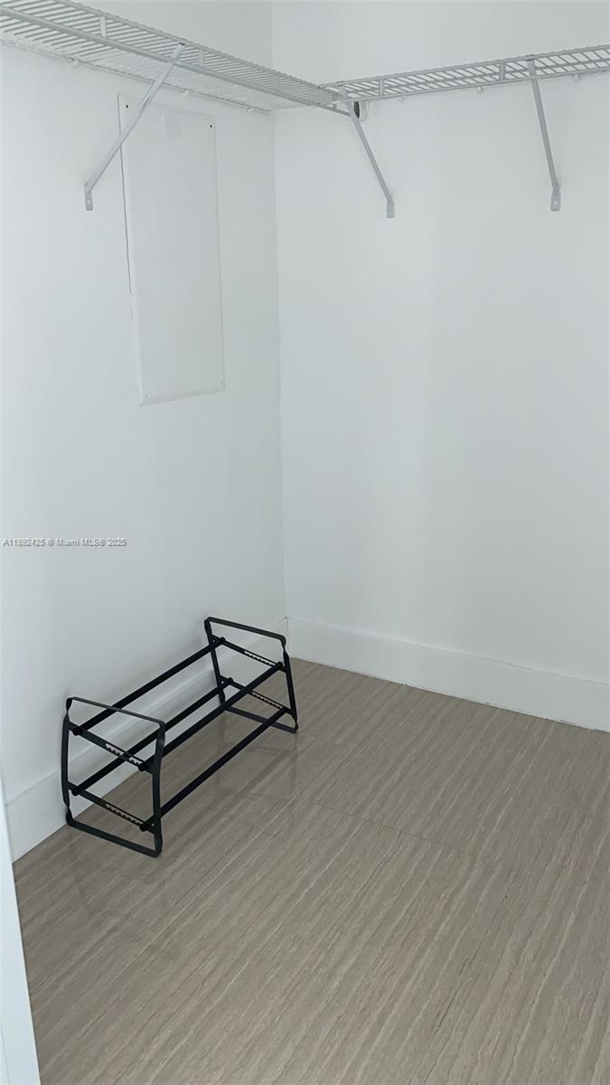 IVY CONDO - Residential Lease