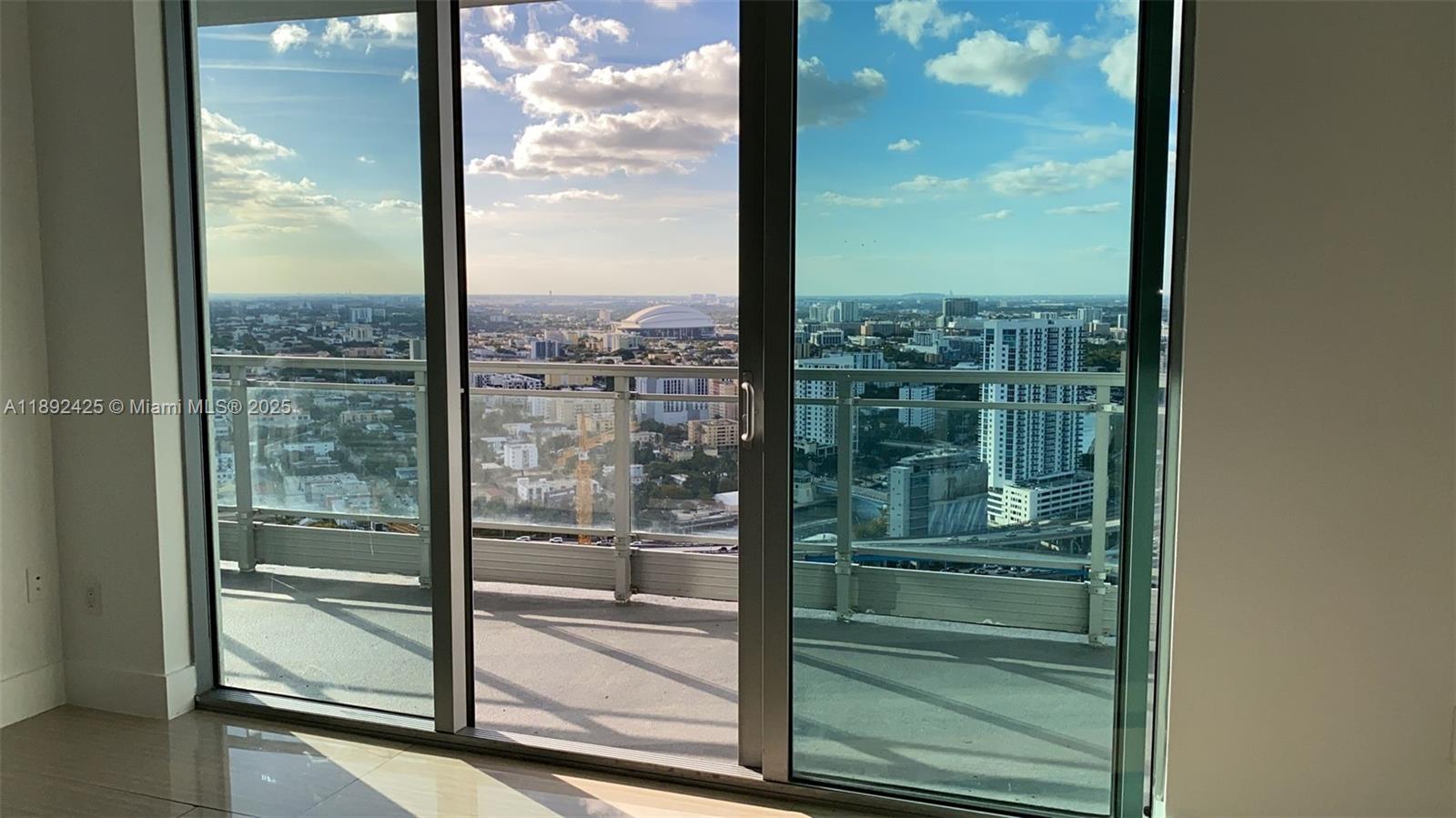 IVY CONDO - Residential Lease