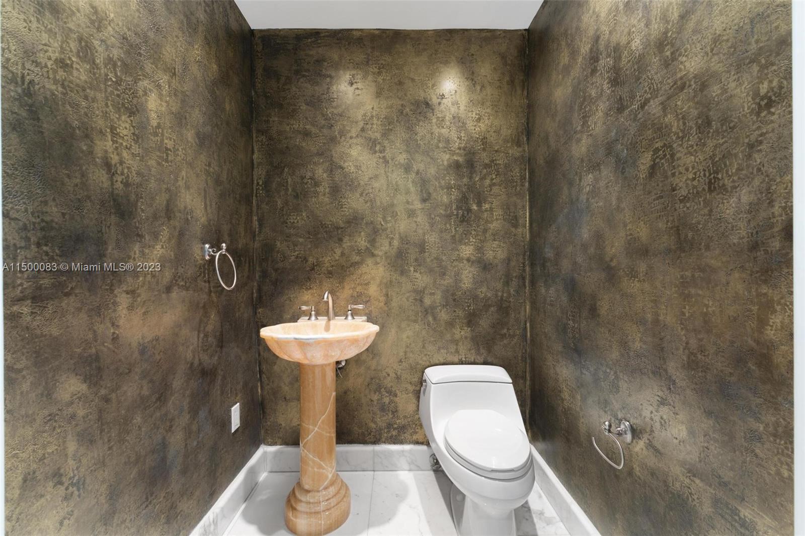 10295 COLLINS AVE RESDNTA - Residential