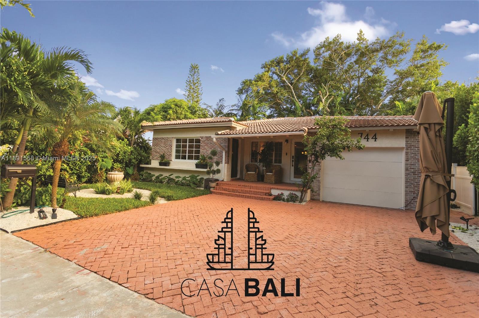 NORTH SHORE CREST - Residential