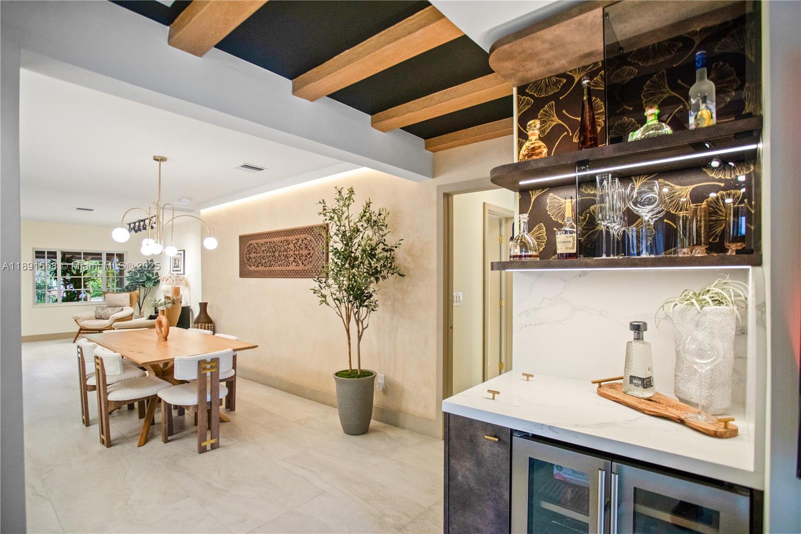 NORTH SHORE CREST - Residential