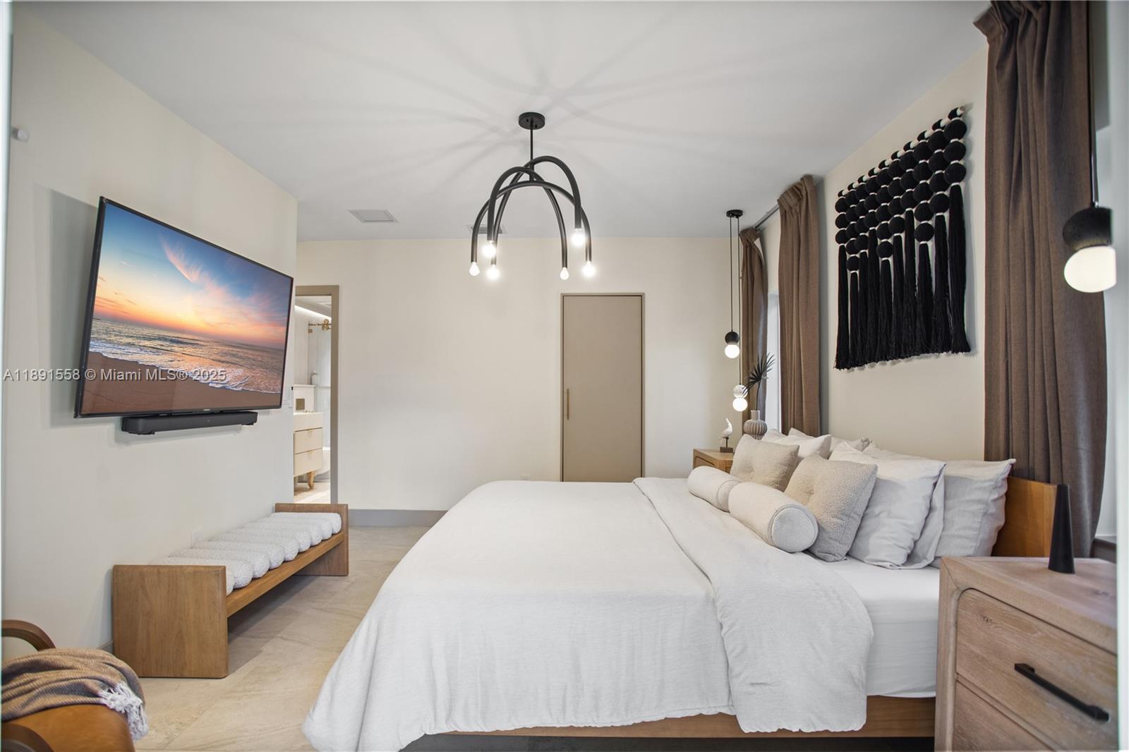 NORTH SHORE CREST - Residential