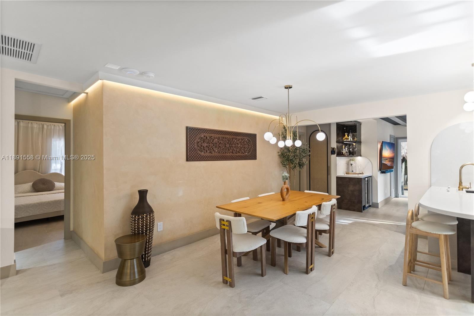 NORTH SHORE CREST - Residential