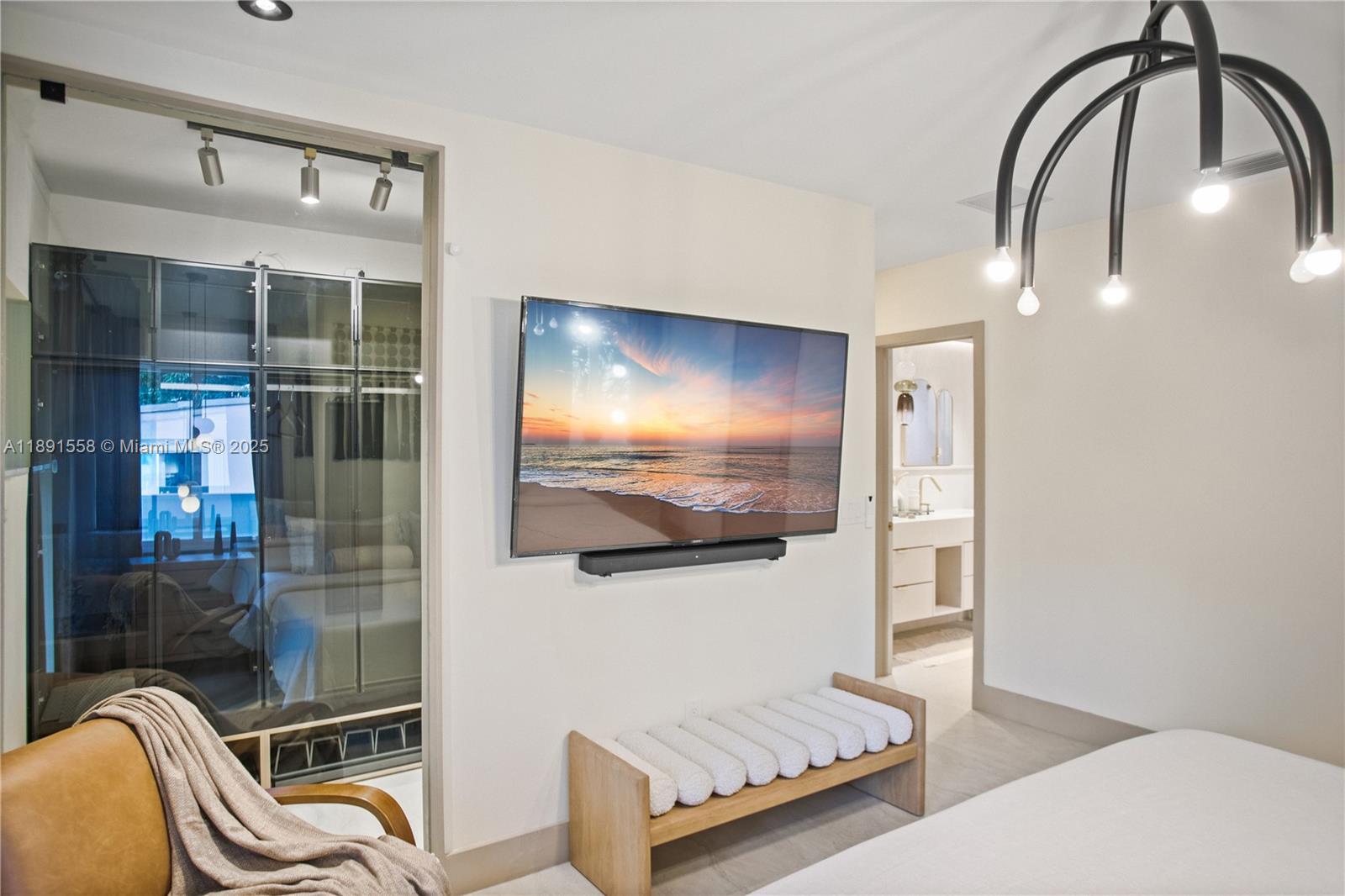 NORTH SHORE CREST - Residential