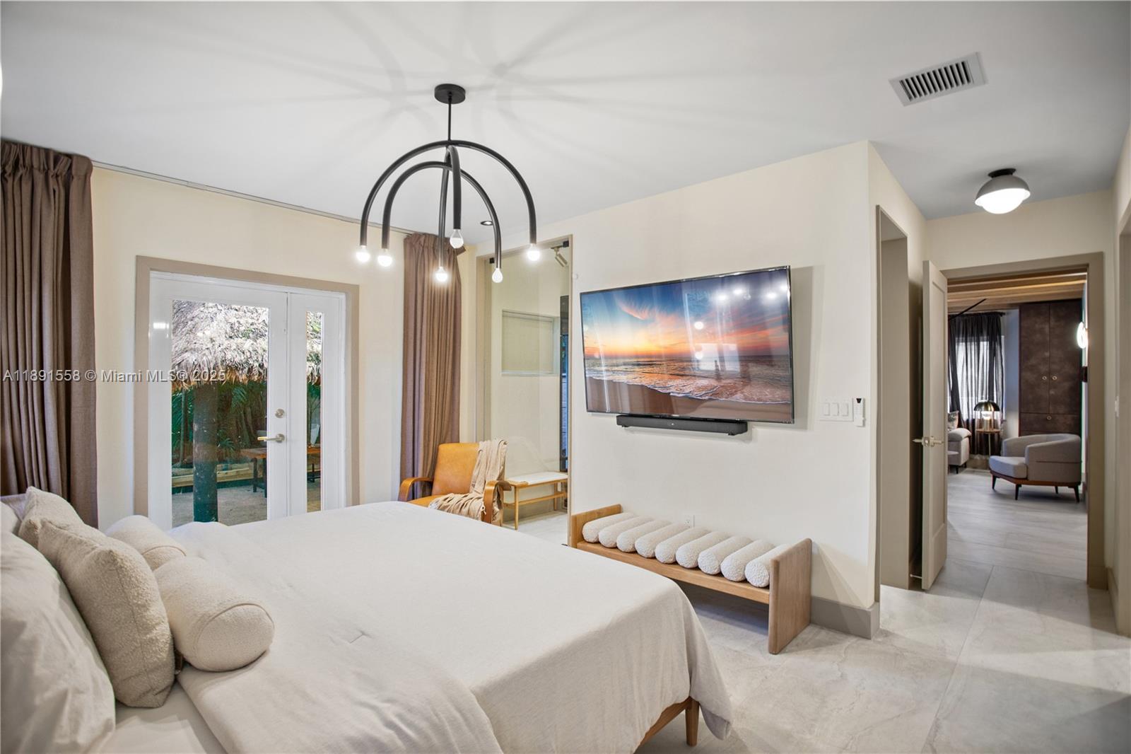 NORTH SHORE CREST - Residential