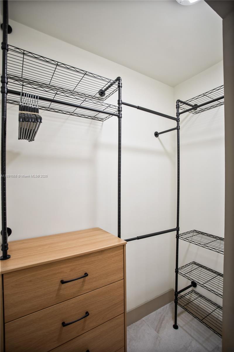 NORTH SHORE CREST - Residential