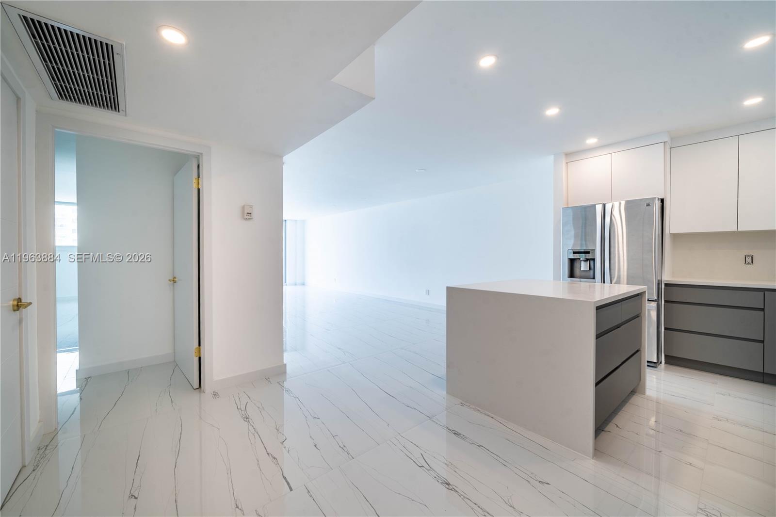 OCEANVIEW BUILDING B COND - Residential