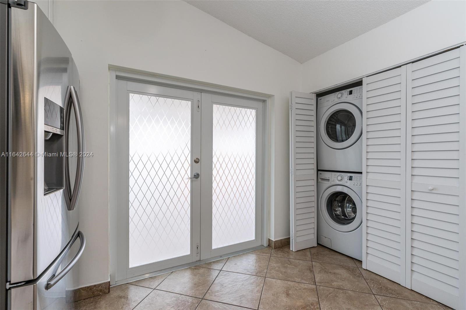 GALERIA II CONDO - Residential Lease