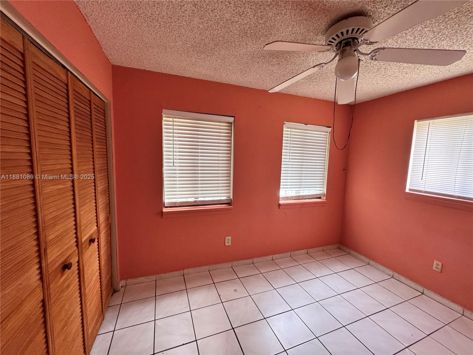 BISCAYNE VILLA HOMES SEC - Residential