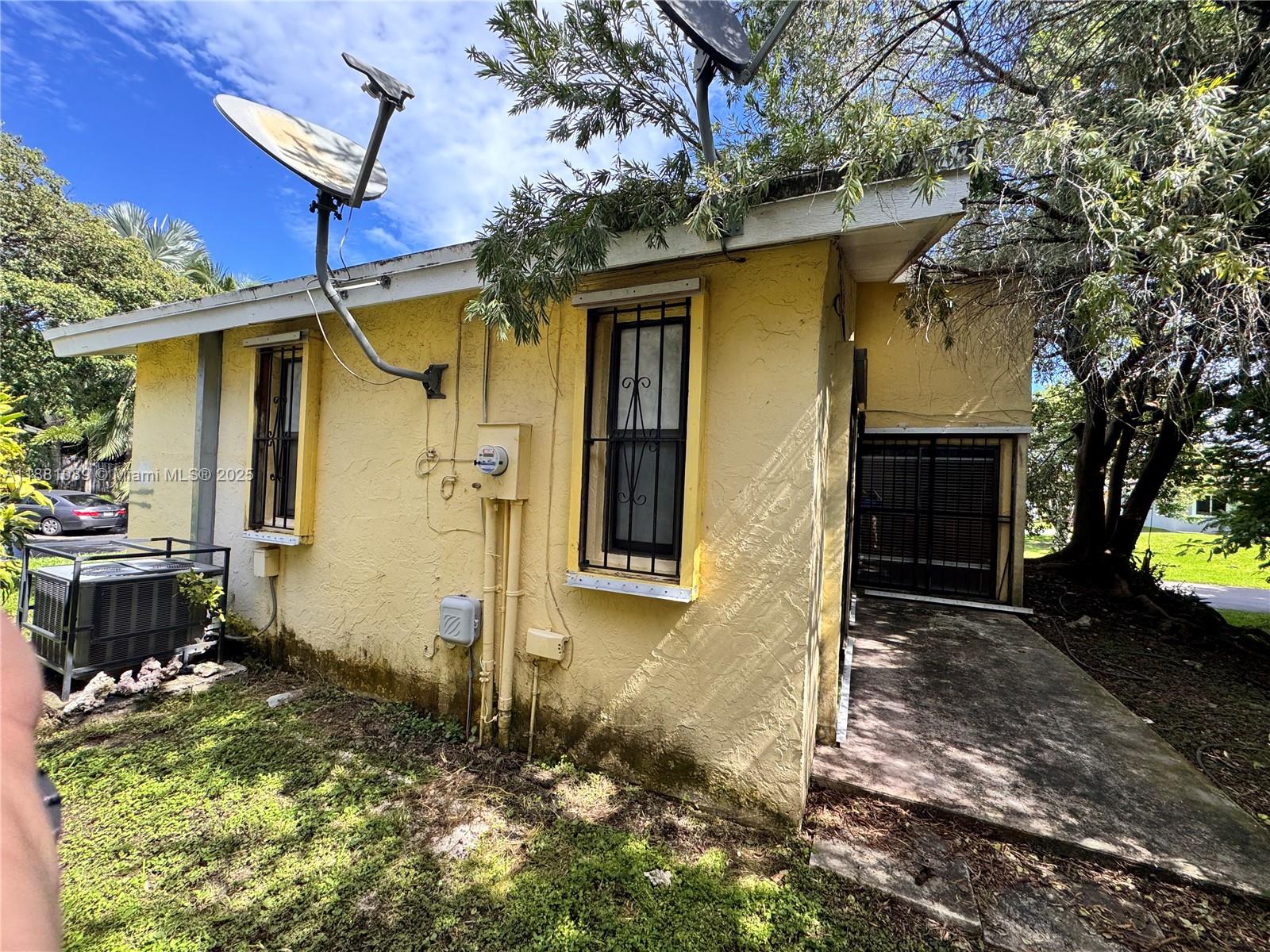 BISCAYNE VILLA HOMES SEC - Residential