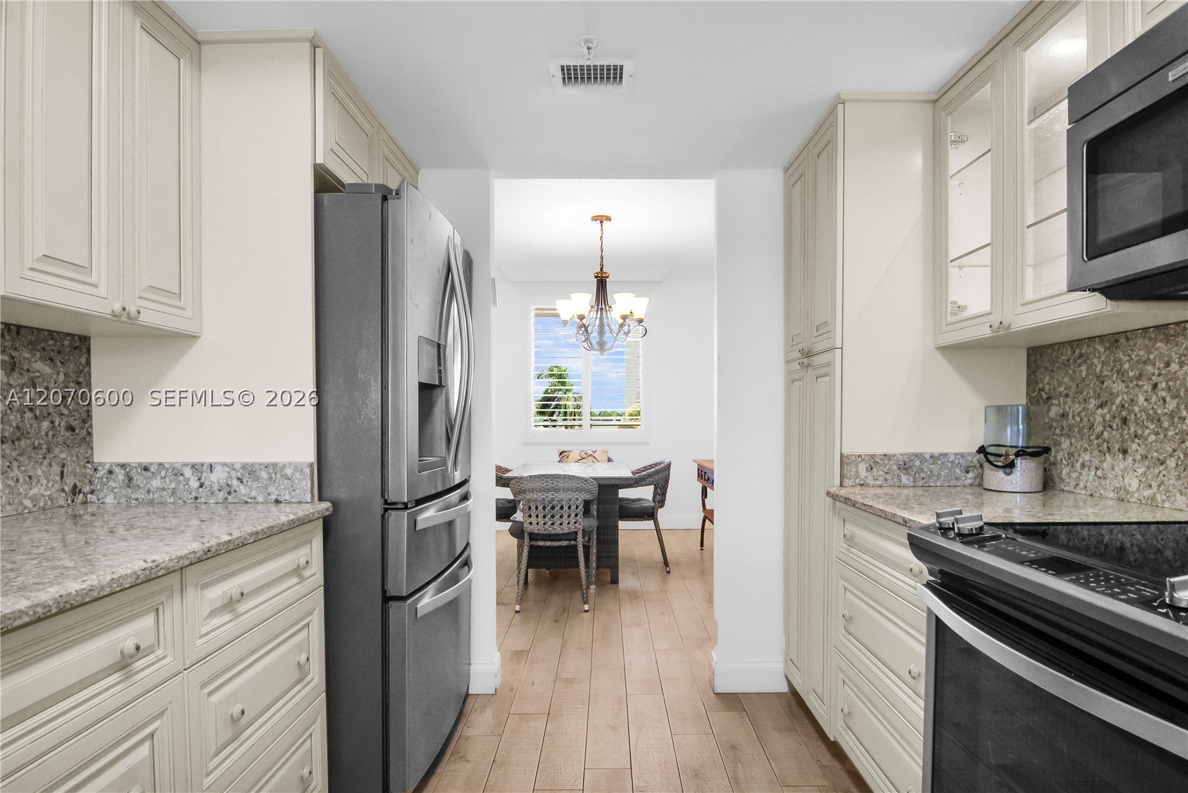 2880 NE 14th St Cswy 311