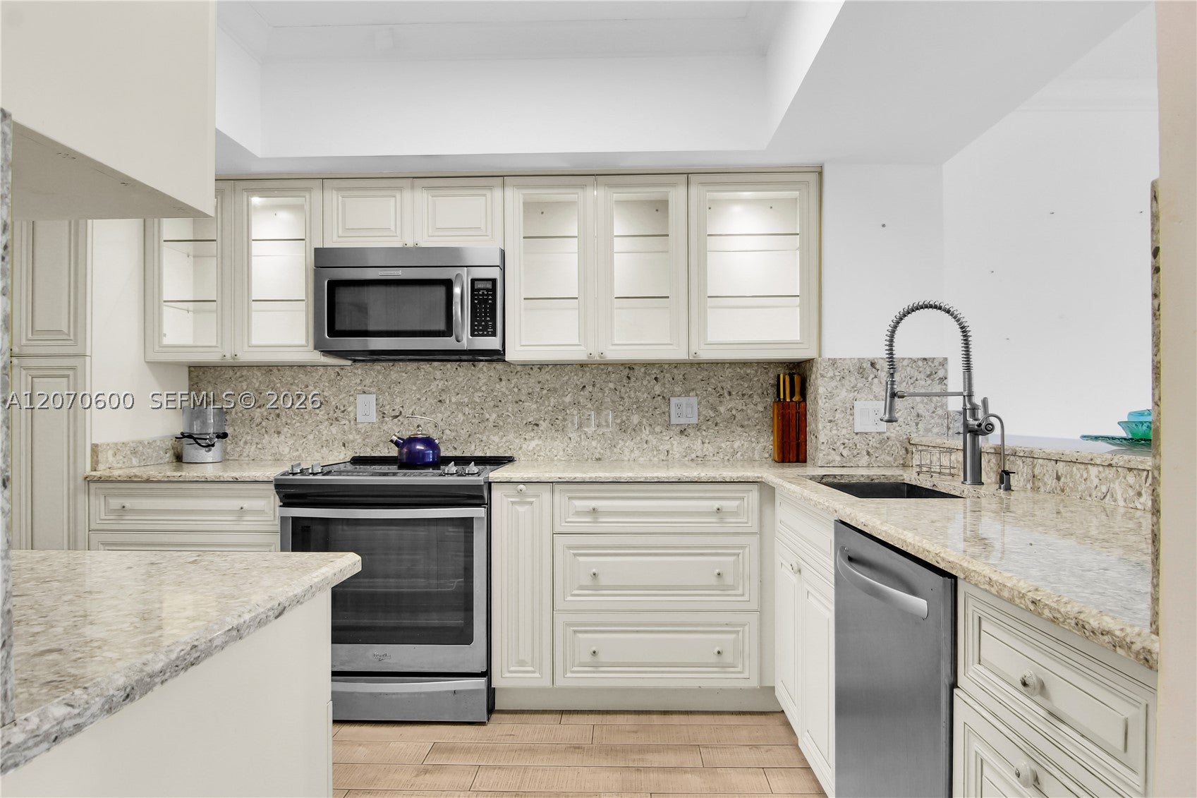 2880 NE 14th St Cswy 311