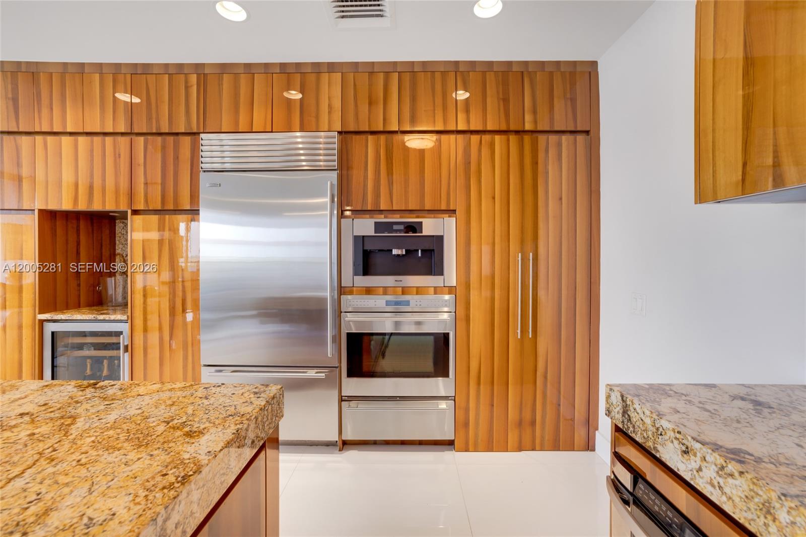 BAL HARBOUR NORTH SOUTH C - Residential