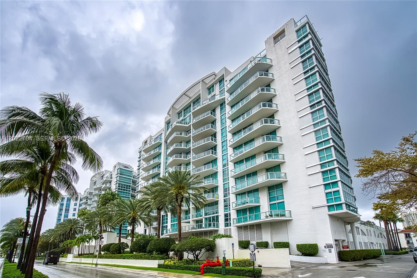 THE ATRIUM AT AVENTURA CO - Residential