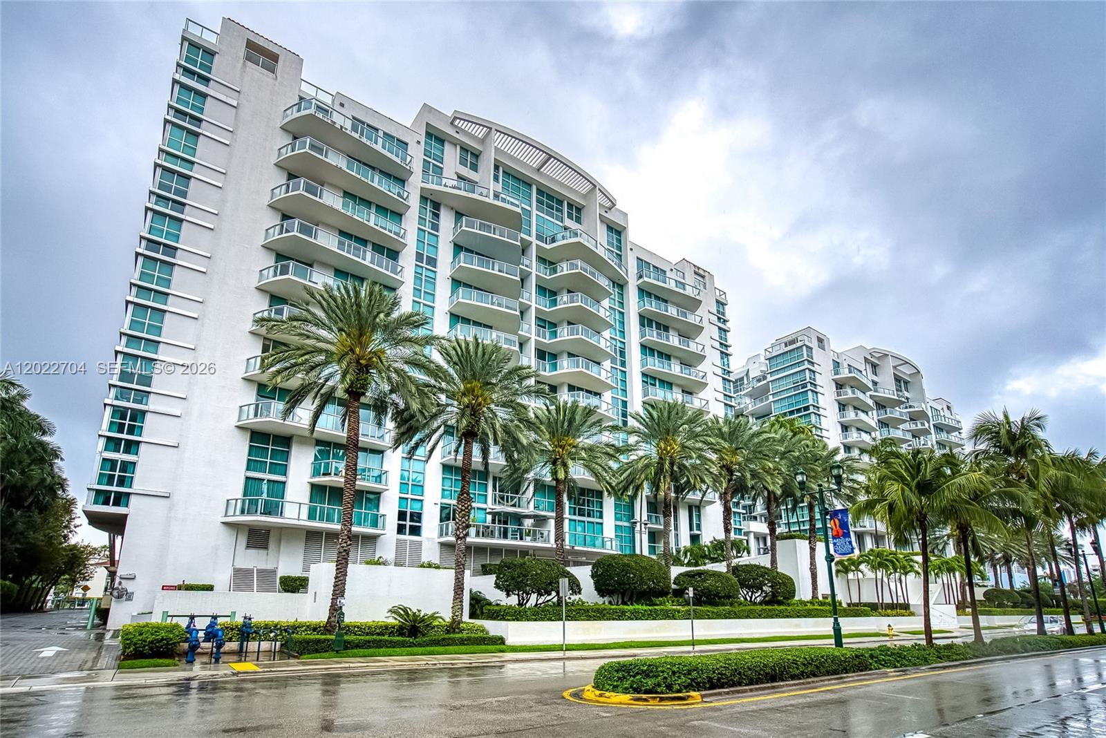 THE ATRIUM AT AVENTURA CO - Residential