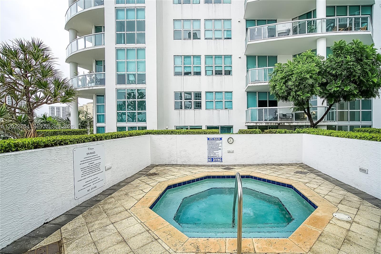 THE ATRIUM AT AVENTURA CO - Residential