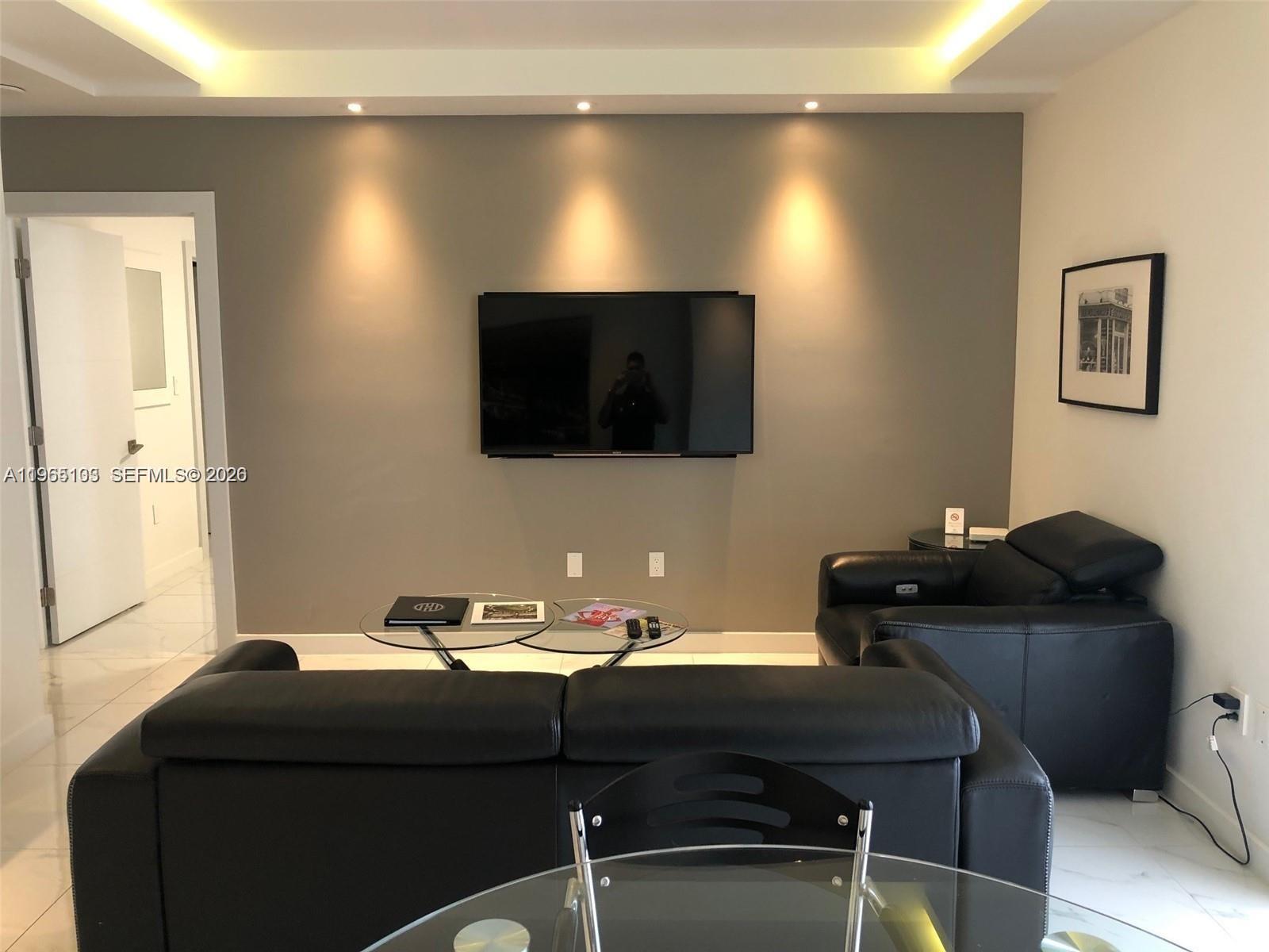 185 SE 14th Ter 2001