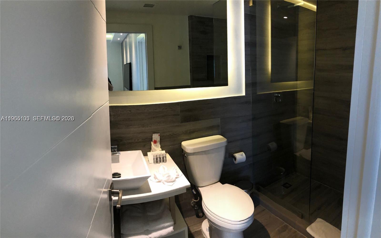 FORTUNE HOUSE CONDO - Residential Lease