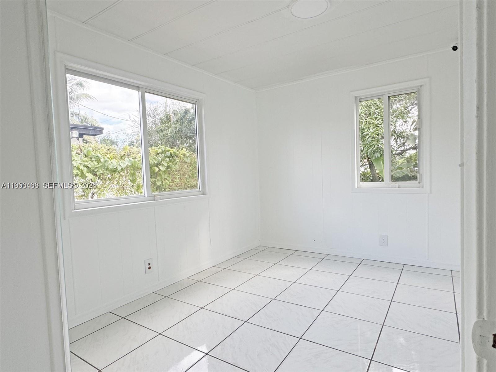 THE TROPICS AMD - Residential