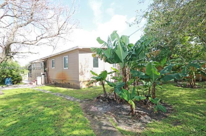 THE TROPICS AMD - Residential