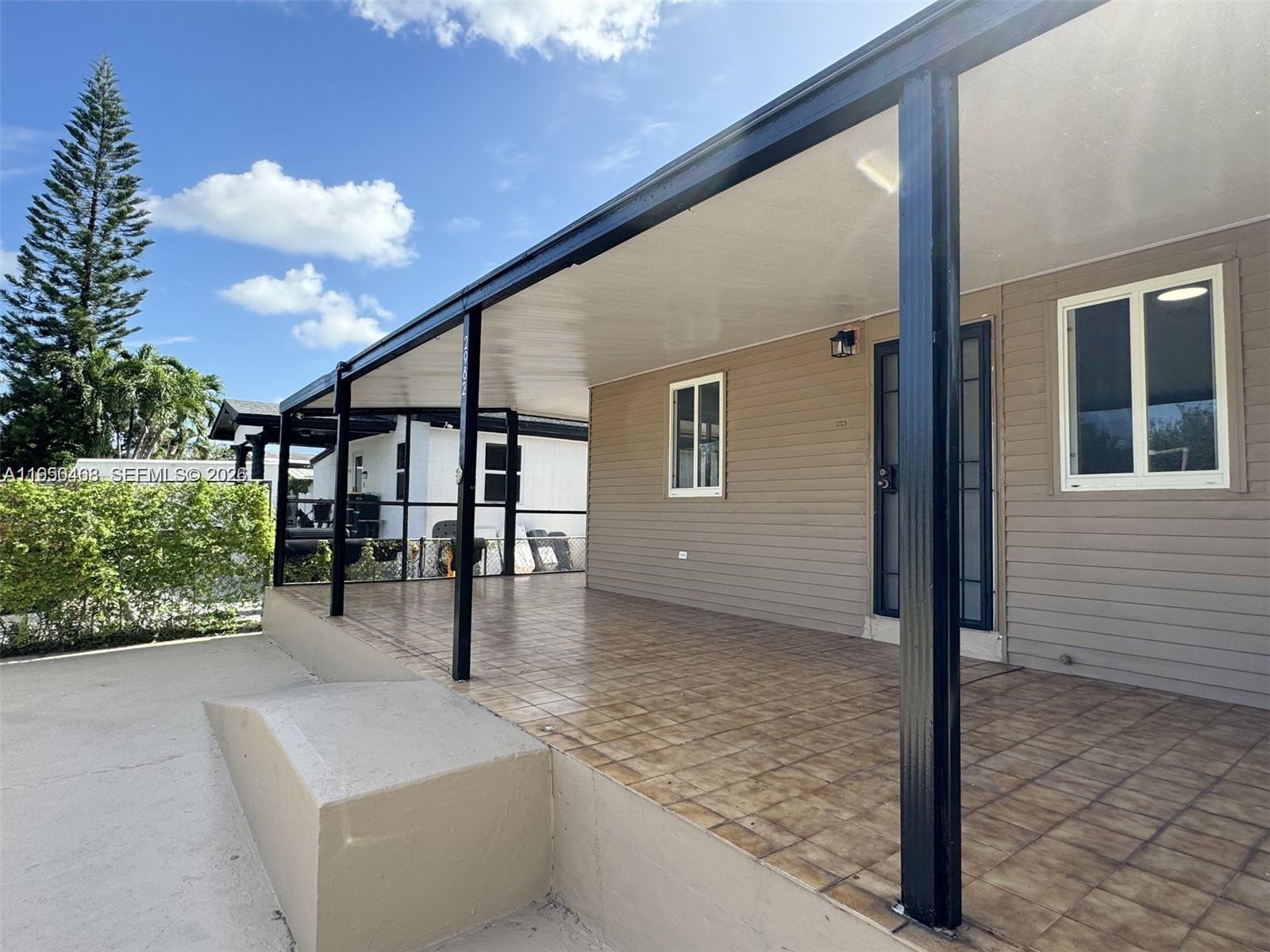 THE TROPICS AMD - Residential