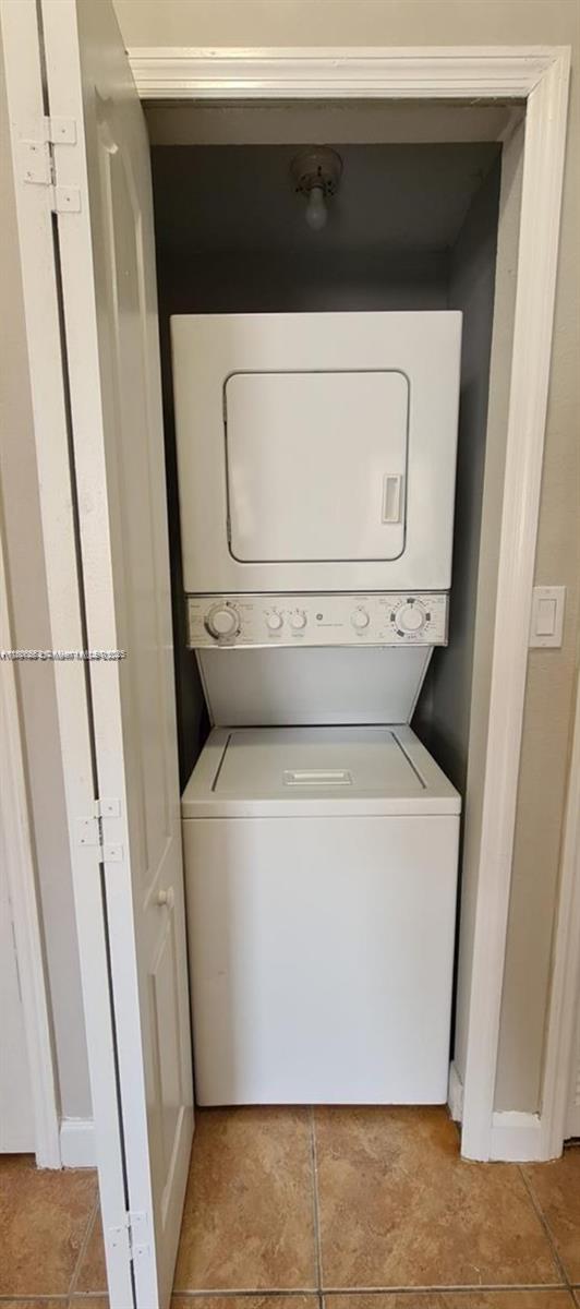 SHOMA CONDO AT KEYSCOVE C - Residential