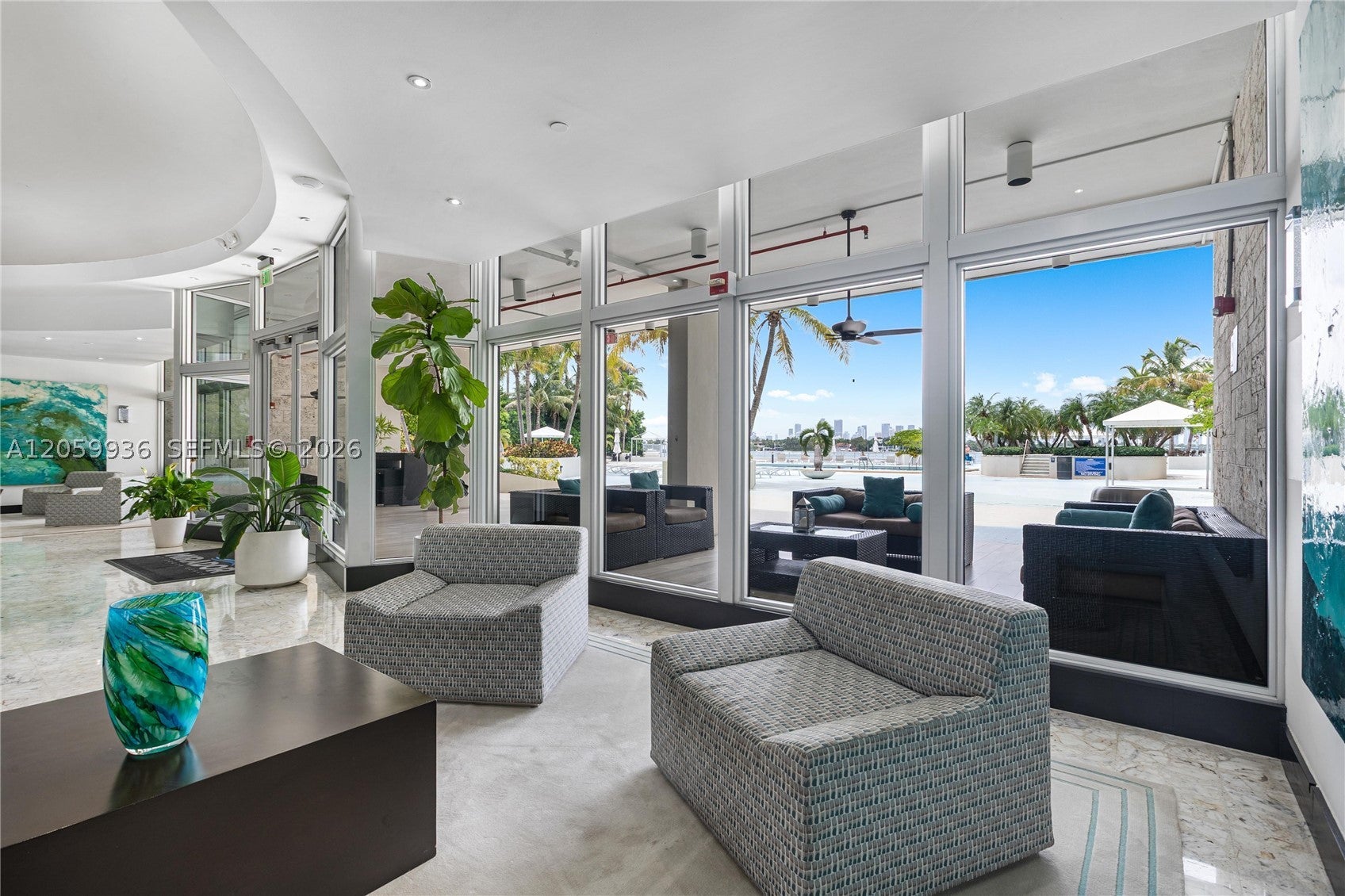 1200 West Ave 1419