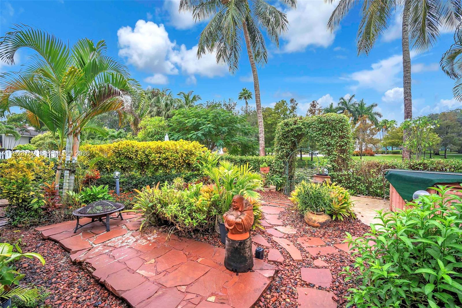 LAKES OF NEWPORT II - Residential