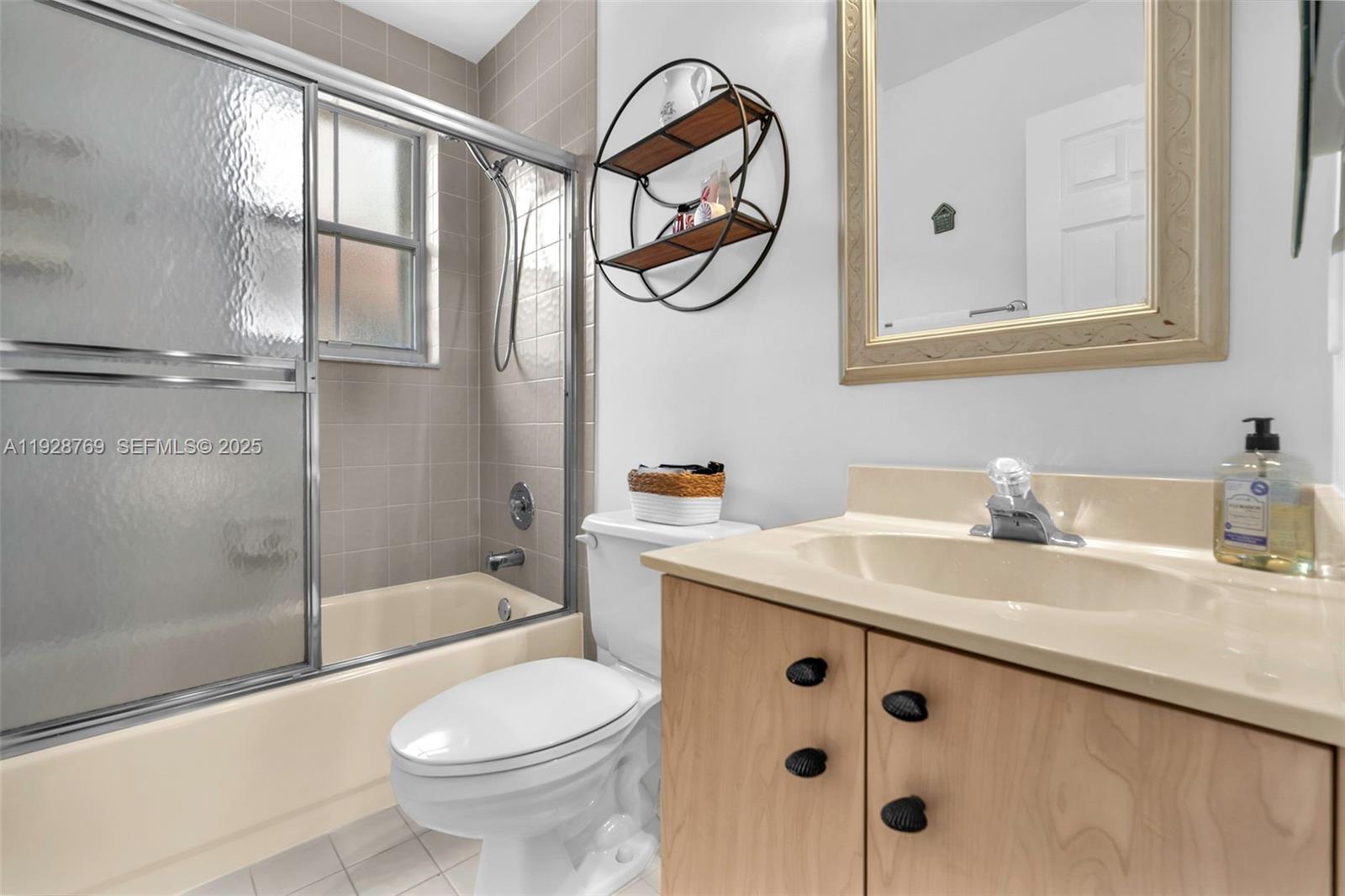 LAKES OF NEWPORT II - Residential