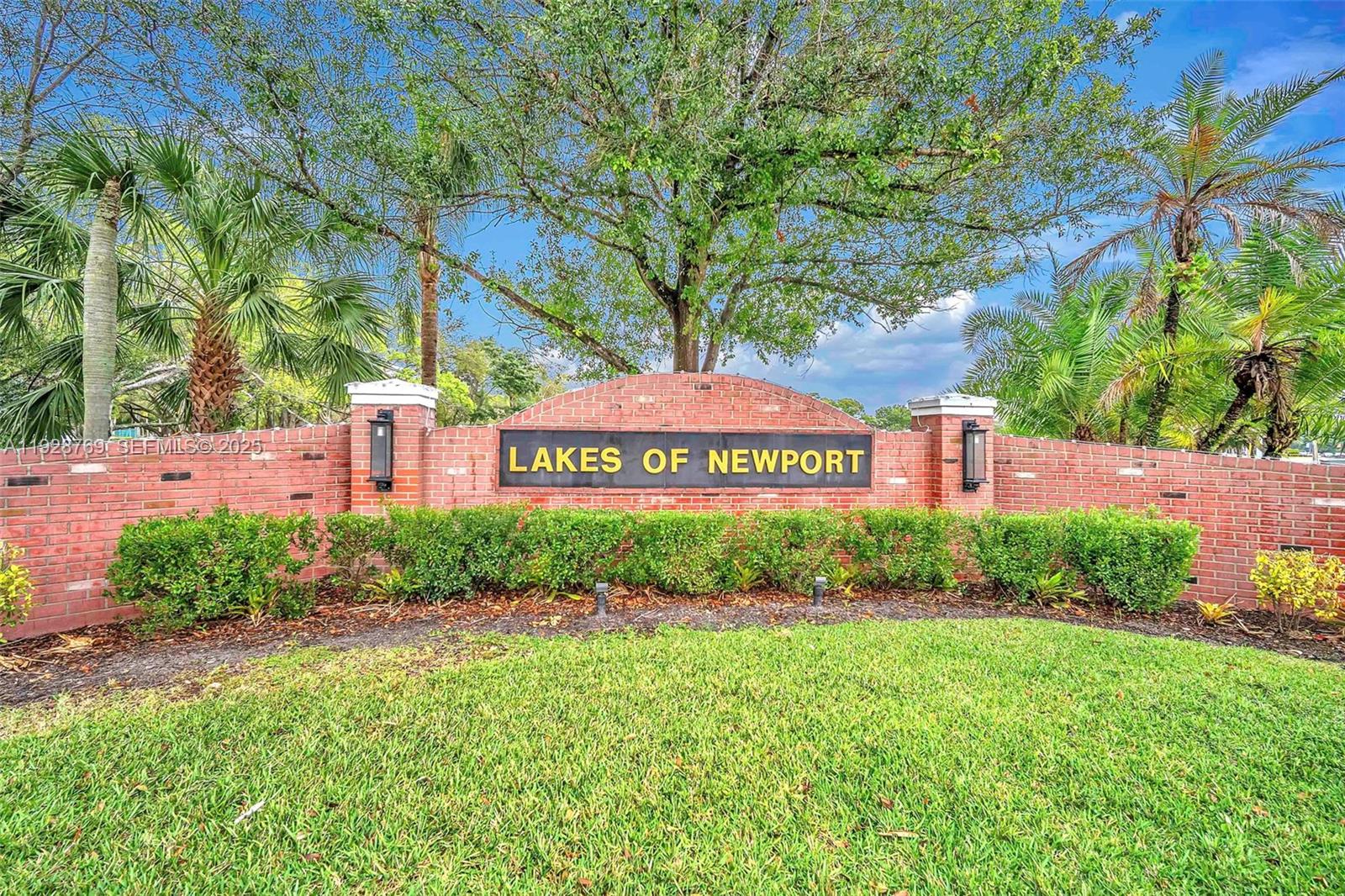 LAKES OF NEWPORT II - Residential