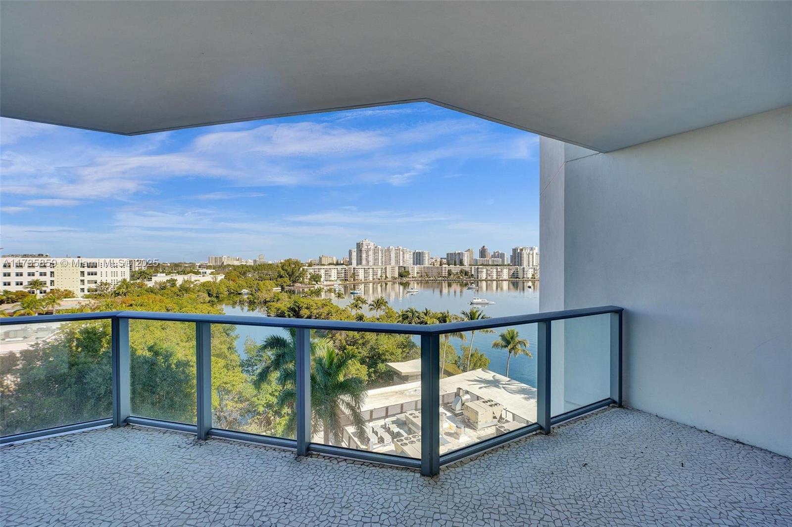 MARINA PALMS RESIDENCES N - Residential