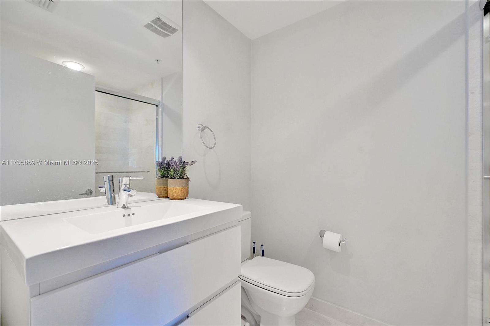 MARINA PALMS RESIDENCES N - Residential