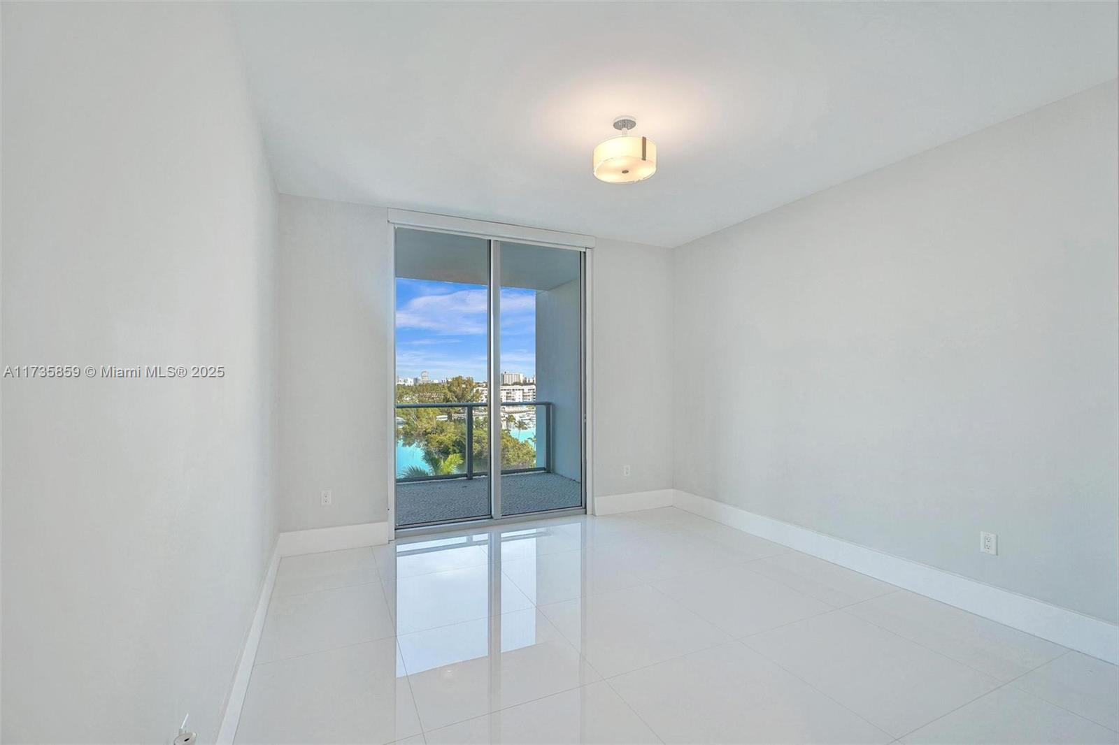 MARINA PALMS RESIDENCES N - Residential