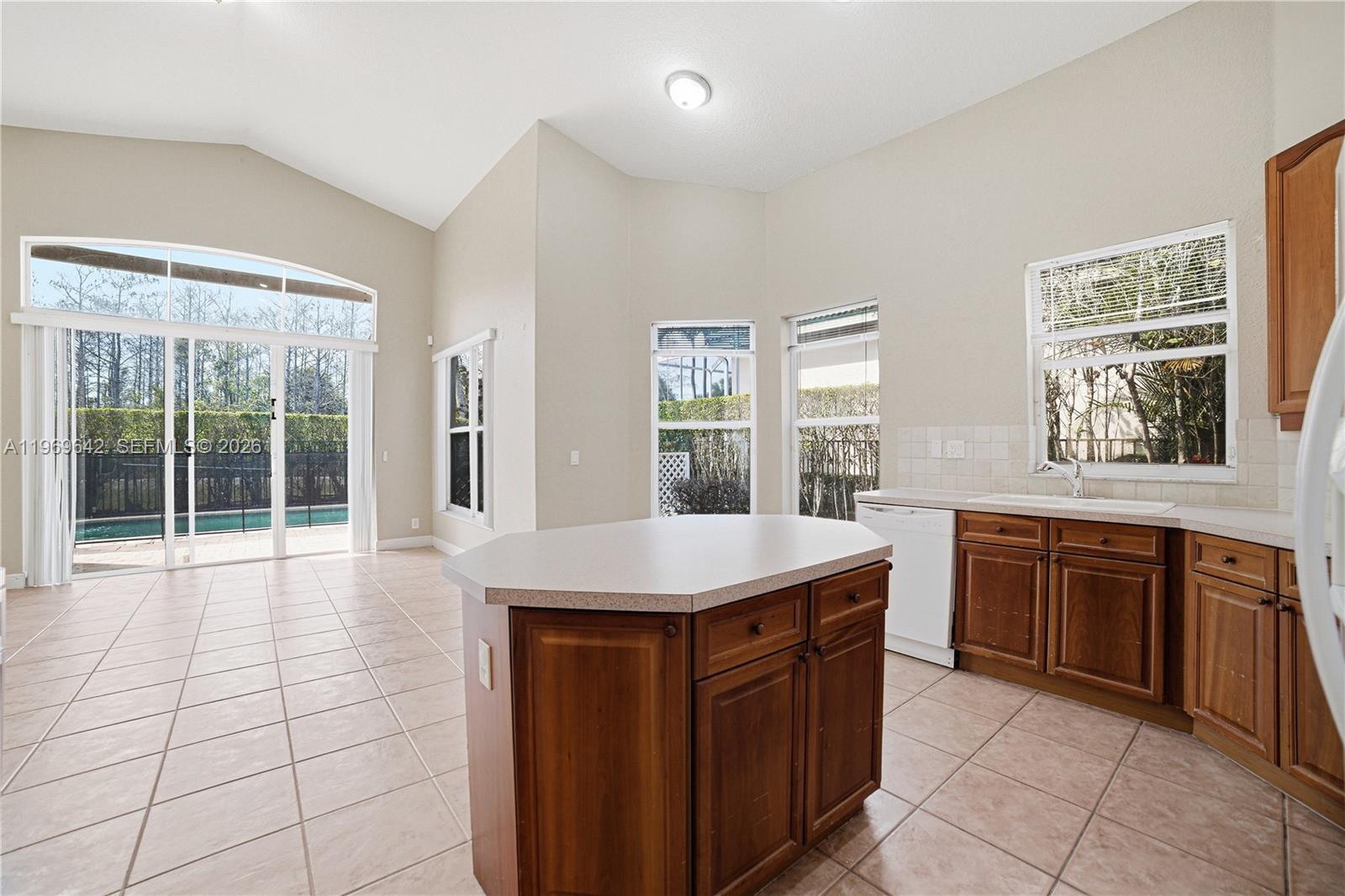 IRONHORSE PAR C - Residential